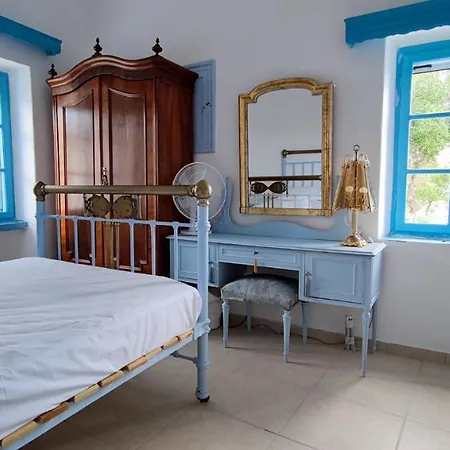 αρχοντικό αττικ - Attik Mansion Villa Livadi (Kythira)