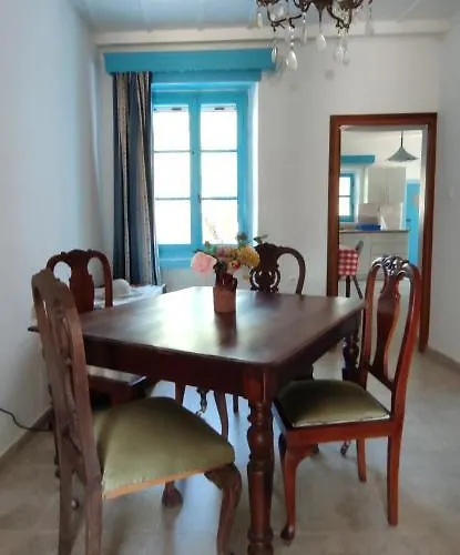 Villa αρχοντικό αττικ - Attik Mansion