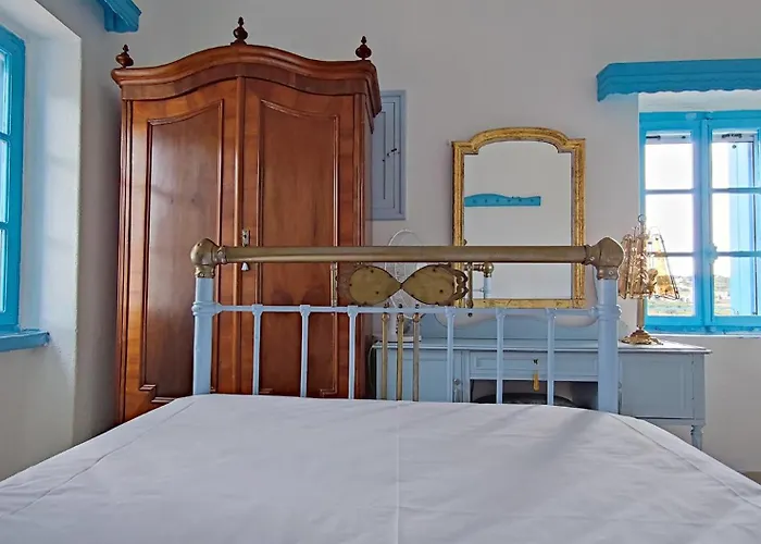 αρχοντικό αττικ - Attik Mansion * Livadi (Kythira)